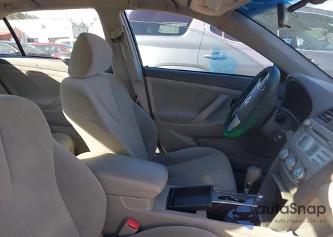 2007 Toyota Camry Le z USA, uszkodzony, nr VIN 4T1BE46KX7U614241